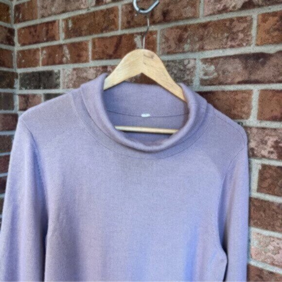 Lululemon ^ merino wool CITY TREK TURTLENECK SWEATER Smoky Blush pullover EUC M - Picture 9 of 14